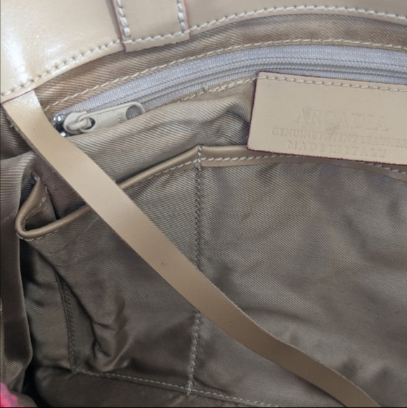 Arcadia Shoulder Handbag Patent Leather - Picture 7 of 14